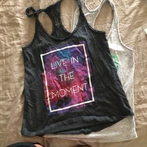 Set of 2 rue 21 tanks